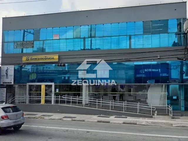 Sala com 30m², para alugar, no bairro Km 18 em Osasco