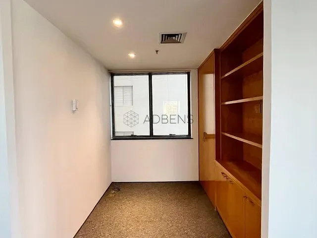 Sala para alugar, no bairro Itaim Bibi em São Paulo