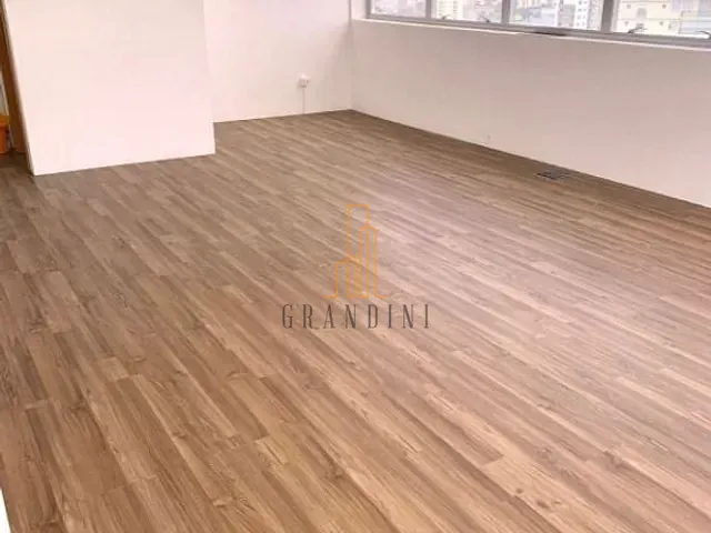 Sala com 37m², à venda, no bairro Centro em Santo André