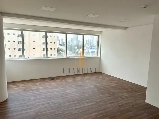 Sala com 37m², à venda, no bairro Centro em Santo André