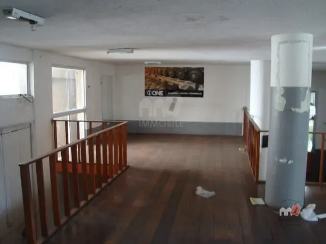 Sala para alugar, no bairro Centro em Petrópolis