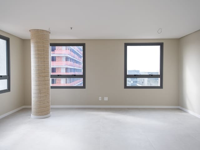 Foto do Sala - Sala comercial disponível para aluguel e venda no Parque Una em Pelotas RS, com excelente localização e infraestrutura completa | UP Imóveis