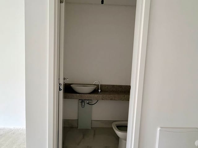 Sala para alugar, no bairro Indianópolis em São Paulo