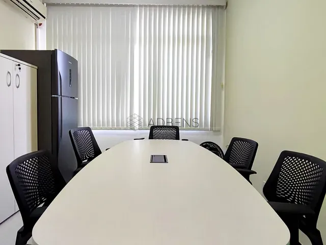 Sala à venda, no bairro República em São Paulo