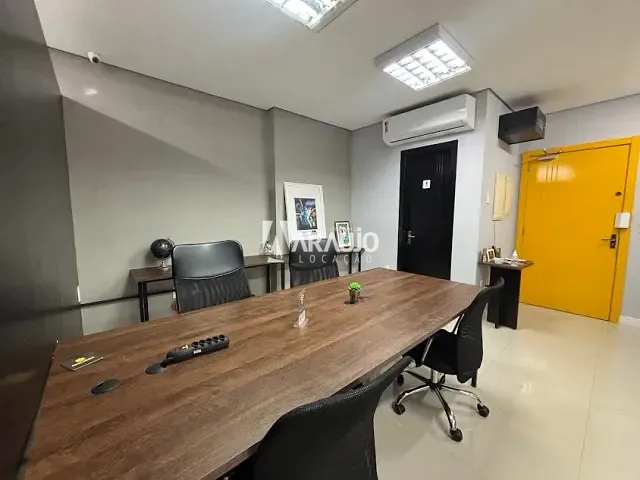Sala para alugar, no bairro Centro em Navegantes