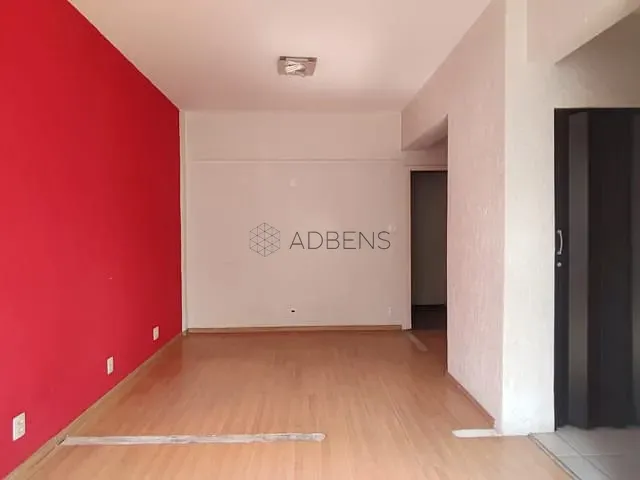 Sala à venda ou para alugar, no bairro República em São Paulo