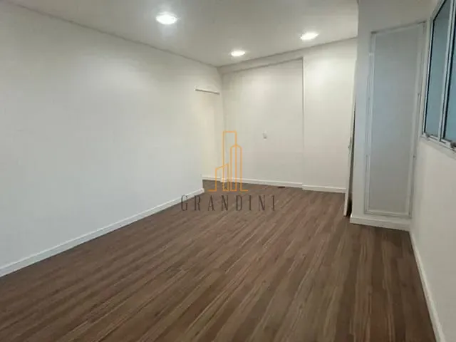 Sala com 37m², à venda ou para alugar, no bairro Centro em São Bernardo do Campo