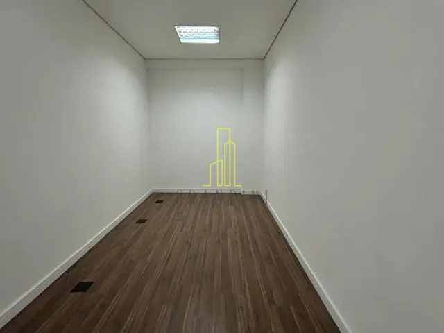 Sala com 37m², à venda ou para alugar, no bairro Centro em São Bernardo do Campo