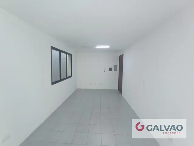 Sala para alugar, no bairro Bom Retiro em Curitiba