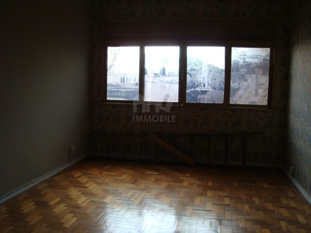 Sala para alugar, no bairro Centro em Petrópolis