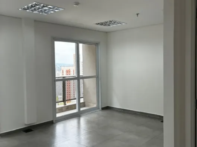 Sala com 34m², para alugar, no bairro Aclimação em São Paulo