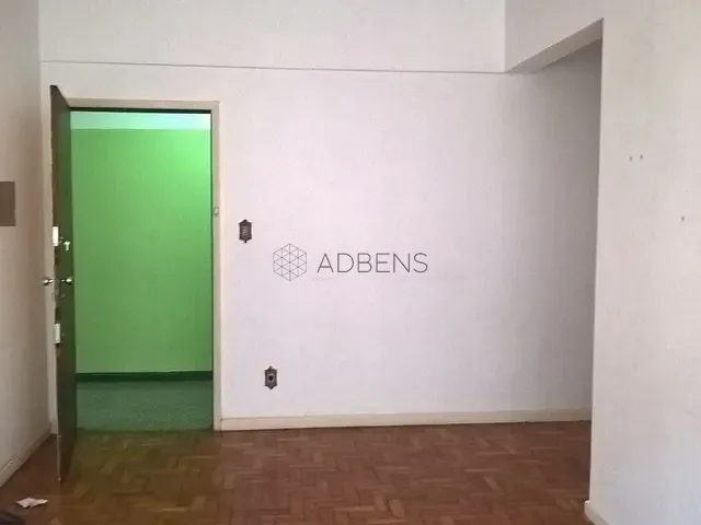 Sala à venda, no bairro República em São Paulo