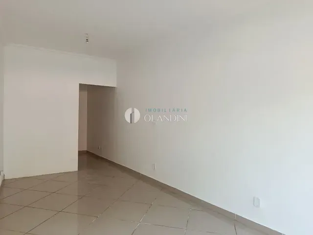 Sala com 328m², para alugar, no bairro Centro em Artur Nogueira