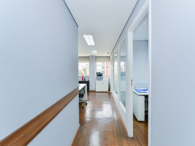 Sala com 140m², à venda, no bairro Vila Andrade em São Paulo