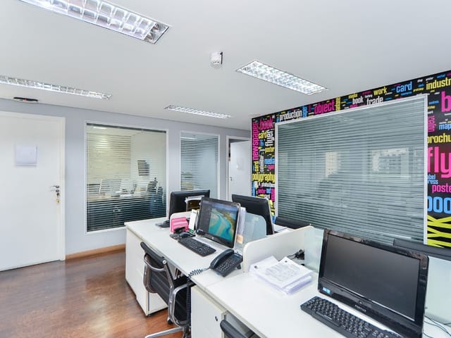 Sala com 140m², à venda, no bairro Vila Andrade em São Paulo