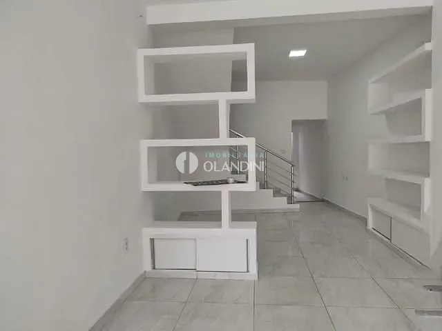 Sala com 328m², para alugar, no bairro Centro em Artur Nogueira