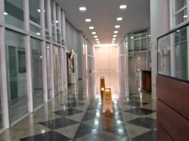 Sala para alugar, no bairro Centro em Curitiba