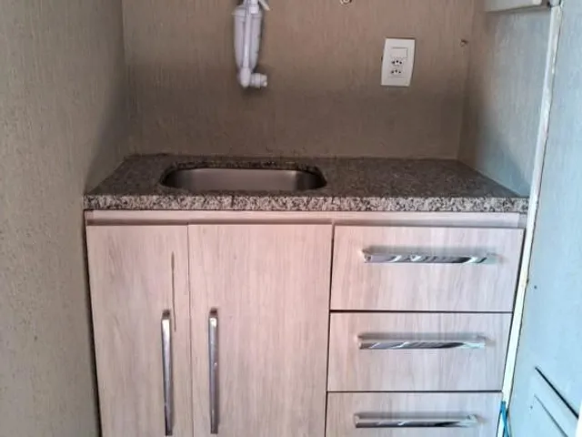 Sala para alugar, no bairro Centro em Curitiba