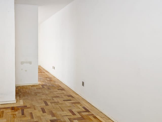 Sala com 39m², para alugar, no bairro Centro em Pelotas