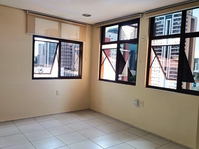 Sala com 40m², à venda ou para alugar, no bairro Chácara Santo Antônio (Zona Sul) em São Paulo