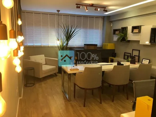 Sala à venda, no bairro Parque Residencial Aquarius em São José dos Campos