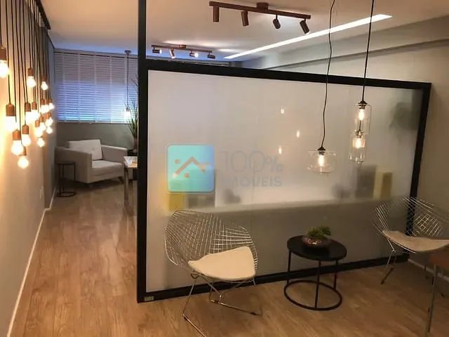 Sala à venda, no bairro Parque Residencial Aquarius em São José dos Campos