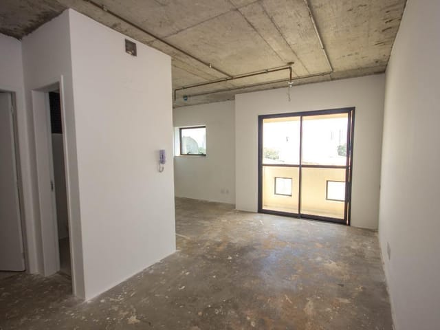 Sala com 38m², à venda ou para alugar, no bairro Vila Carrão em São Paulo