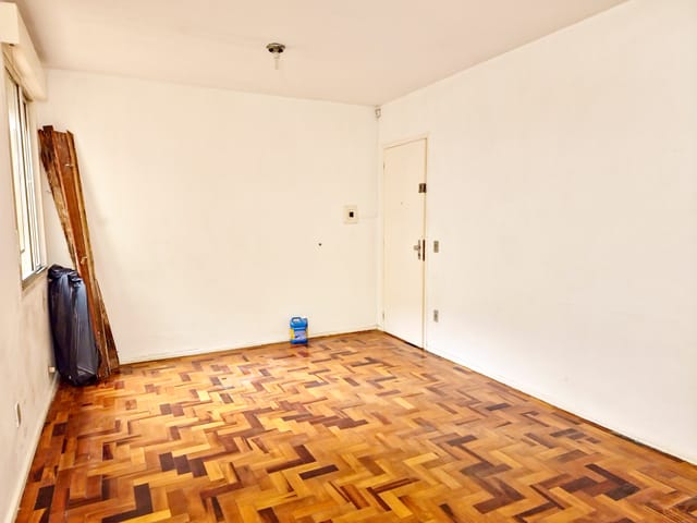 Sala com 49m², para alugar, no bairro Centro em Pelotas
