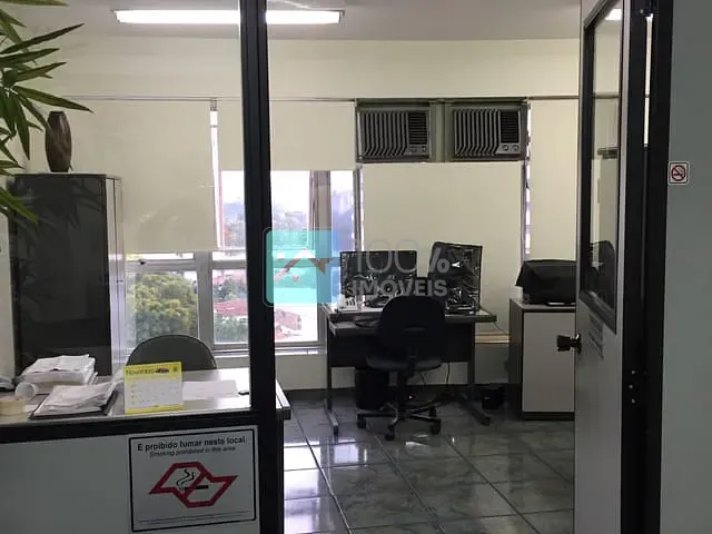 Sala com 85m², à venda ou para alugar, no bairro Centro em São José dos Campos