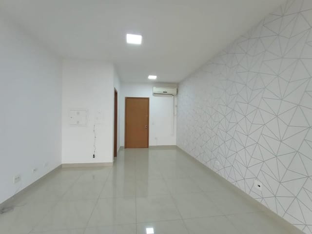 Sala para alugar, no bairro Centro em Curitiba