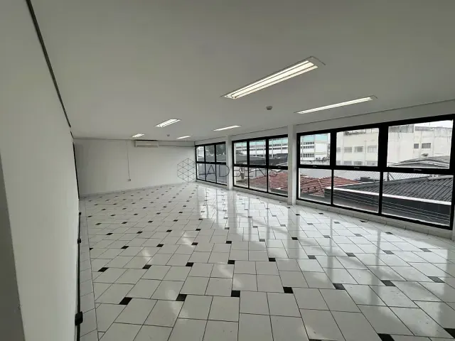 Sala para alugar, no bairro Santo Amaro em São Paulo