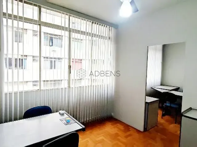 Sala à venda ou para alugar, no bairro República em São Paulo