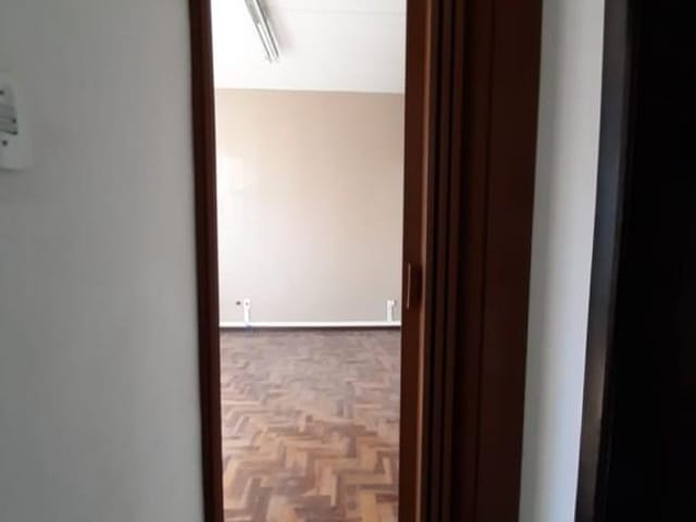 Sala para alugar, no bairro Centro em Curitiba