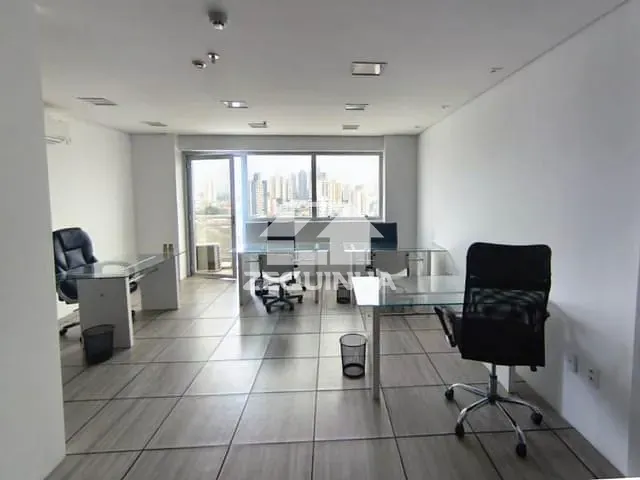 Sala com 38m², para alugar, no bairro Vl Yara em Osasco