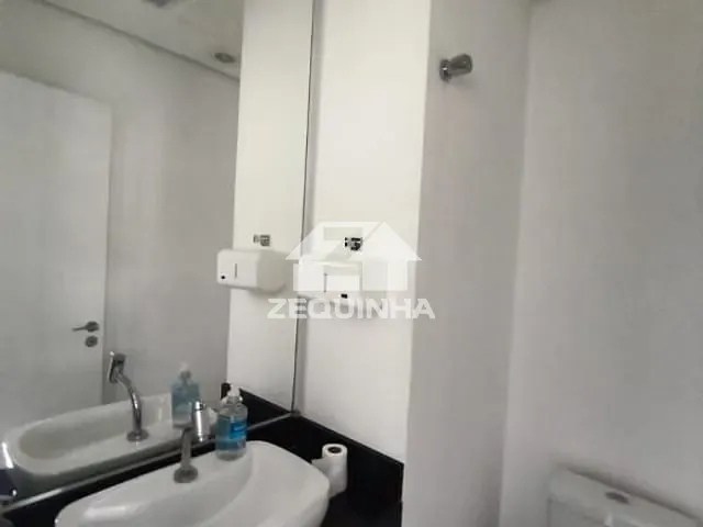 Sala com 38m², para alugar, no bairro Vl Yara em Osasco