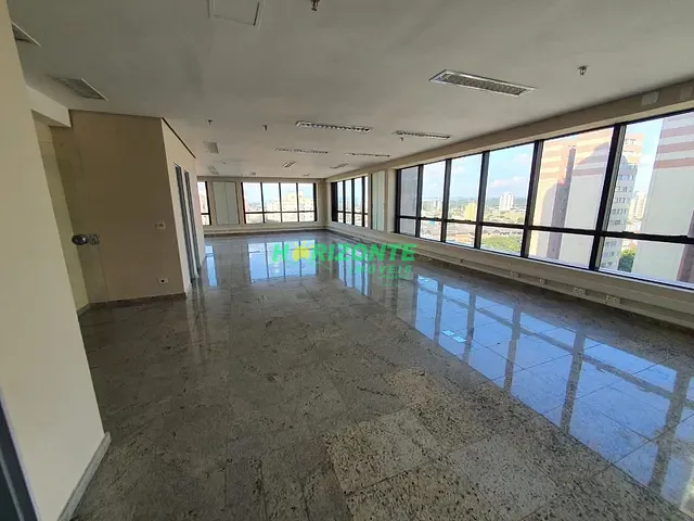 Sala com 400m², para alugar, no bairro Centro em São José dos Campos