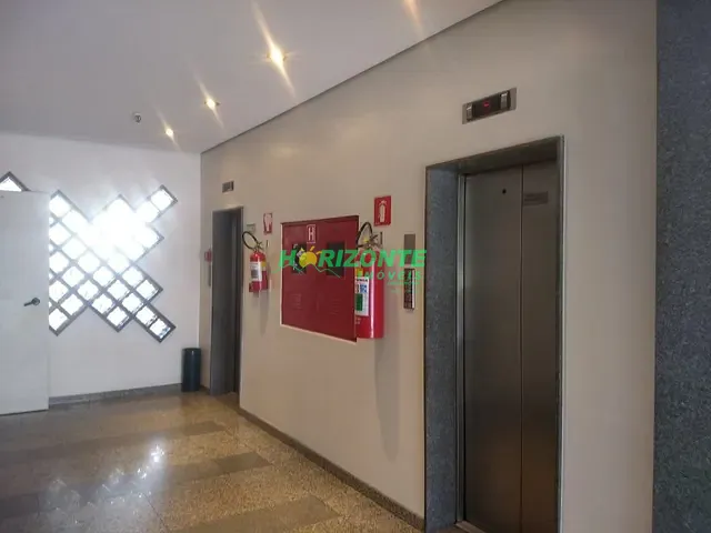 Sala com 400m², para alugar, no bairro Centro em São José dos Campos