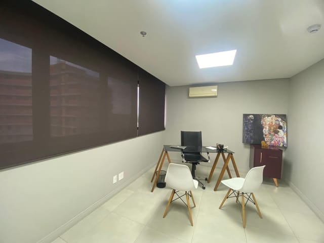 Sala à venda, no bairro Parque Una em Pelotas