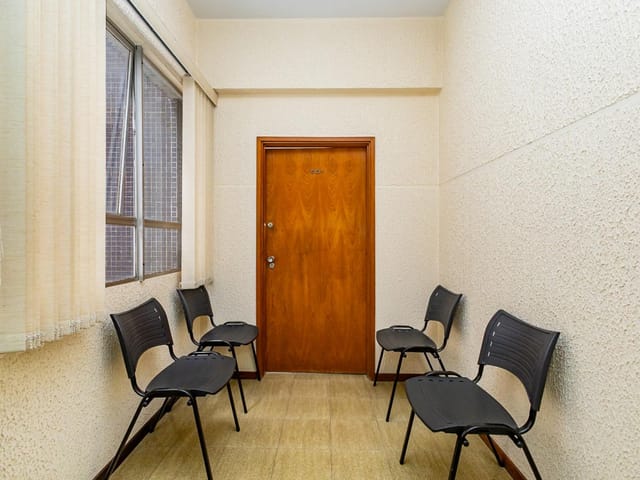 Sala à venda, no bairro Centro em Curitiba
