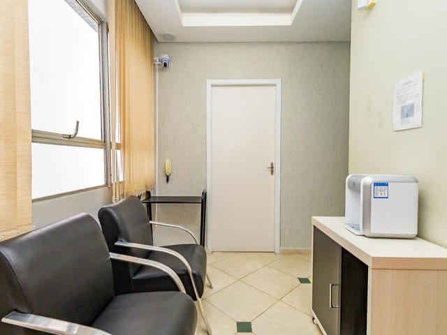 Sala à venda, no bairro Centro em Curitiba