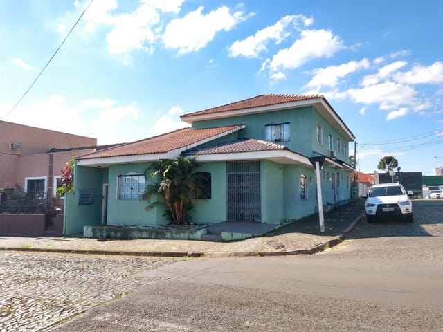 Sala para locação entre o Centro e o bairro Nova Rússia, com localização privilegiada e acessível, 40 m² - Centro, Ponta Grossa, PR