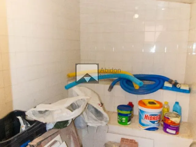 Sala à venda, no bairro Centro em Niterói