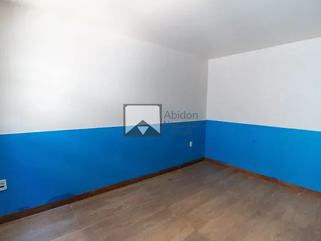 Sala à venda, no bairro Centro em Niterói