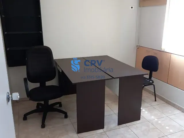 Sala com 110m², para alugar, no bairro Centro em Londrina