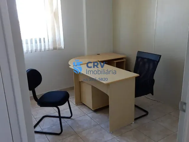 Sala com 110m², para alugar, no bairro Centro em Londrina