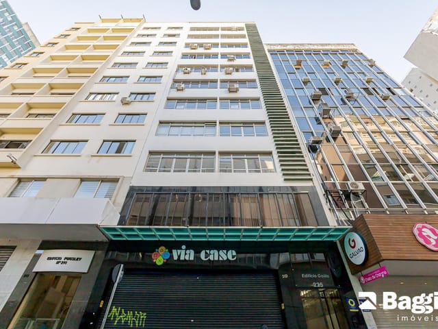 Sala à venda, no bairro Centro em Curitiba