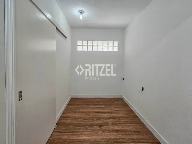 Sala para alugar, no bairro Centro em Novo Hamburgo