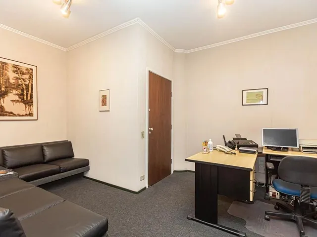 Sala à venda, no bairro Centro em Curitiba