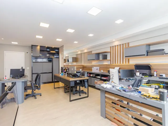 Sala à venda, no bairro Centro em Curitiba