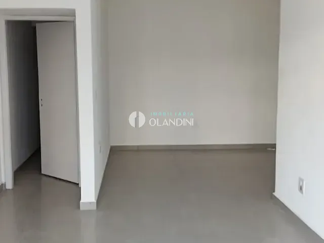 Sala com 345m², para alugar, no bairro Centro em Artur Nogueira